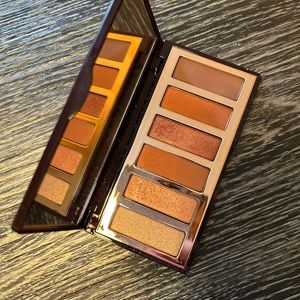 Charlotte Tilbury Darling palette